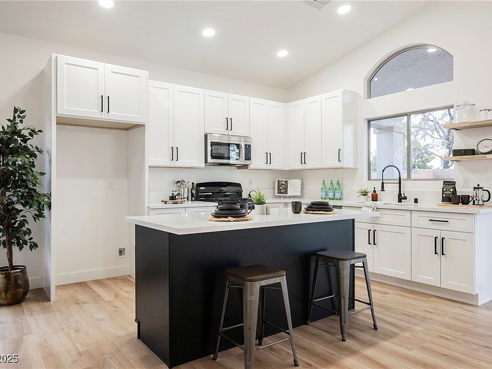 1st image of 6304 Tanzanite Ave