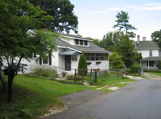 22 McPherson St, Asheville, NC 28804
