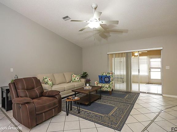 3rd image of 71 Wynnfield Dr