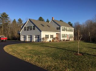 33 Ledgewood Dr #A, Falmouth, ME 04105