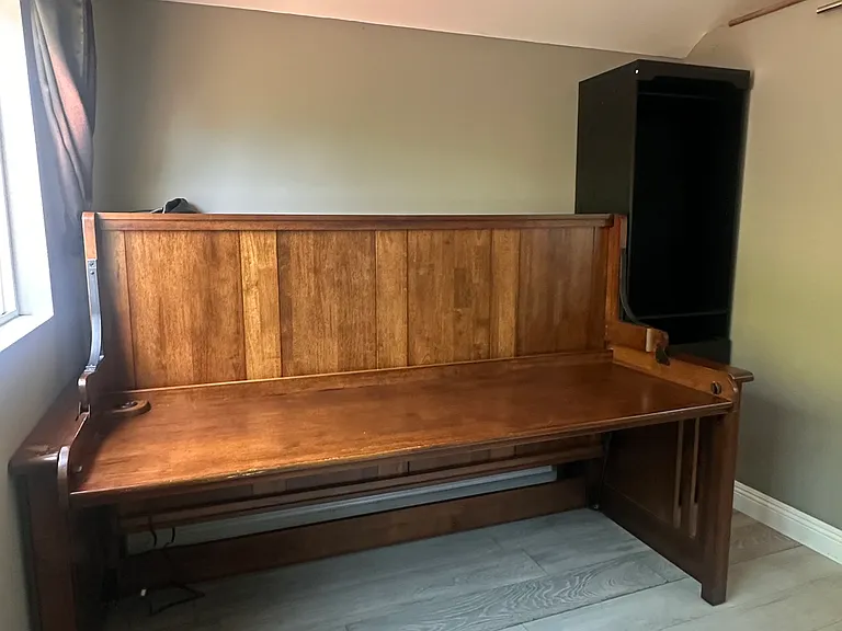 Student or work from home dream. Murphy Bed that converts from desk to twin bed.