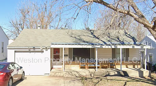 2477 NW 40th St Photo 1