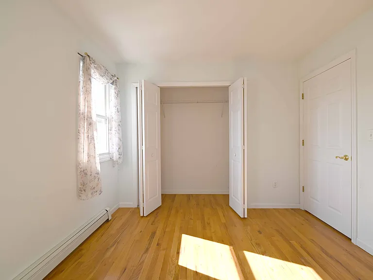 180 Fairbanks Ave #2 — Photo 6