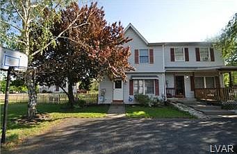 1st image of 954 Ramblewood Ln