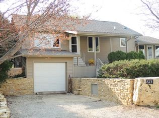 613 Lost Grove Rd, Princeton, IA 52768