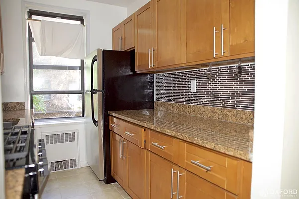 Rented by Oxford Property Group | media 19