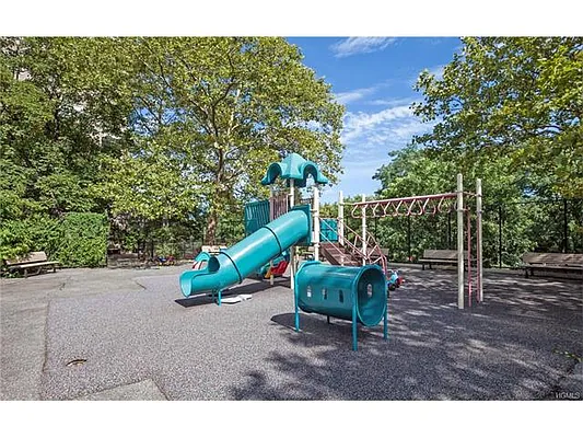 Sold by nortrud wolf spero | media 22