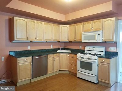 513 Locust St, Beverly, NJ, 08010