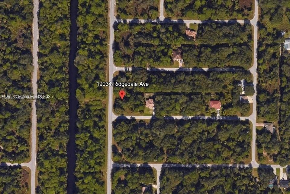 1st image of 19034 Ridgedale Ave