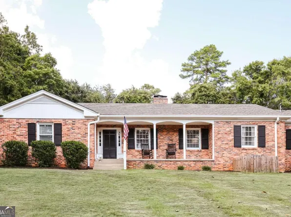 210 Riverhill Dr, Athens, GA 30606