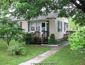 1st image of 6 Chesapeake Ct