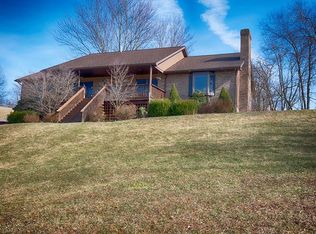 222 Hutchman Rd, Mars, PA 16046