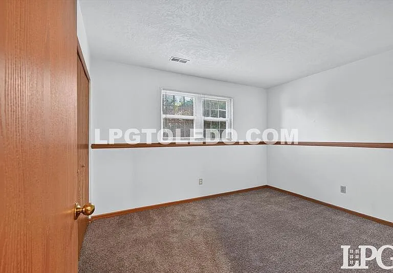 801 Hilltop Ln #101 — Photo 23