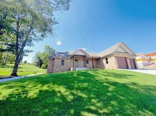 830 Finley Ridge Dr, Tahlequah, OK 74464