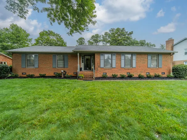 5101 Charmapeg Ave, Charlotte, NC 28211