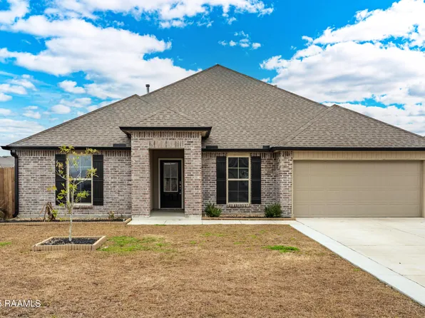 3220 Ivy Lake Dr, Maurice, LA 70555