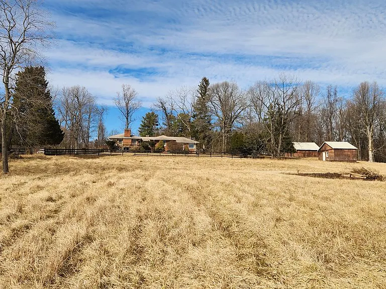 39080 Foxhill Rd — Photo 37