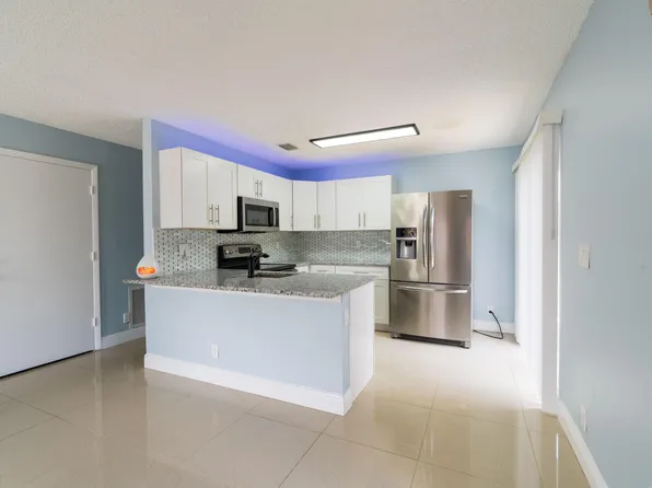 10383 Boynton Place Circle, Boynton Beach, FL 33437