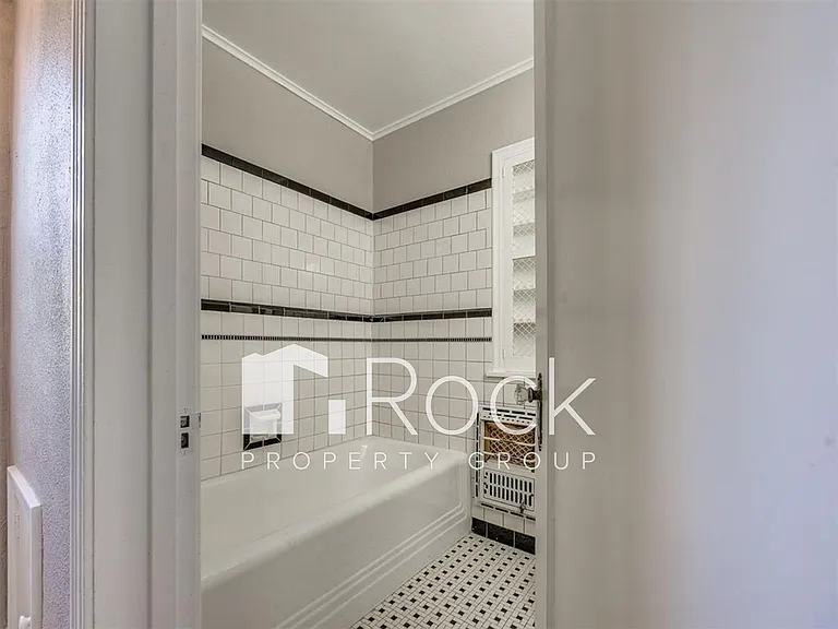 3125 NW 25th St — Photo 13