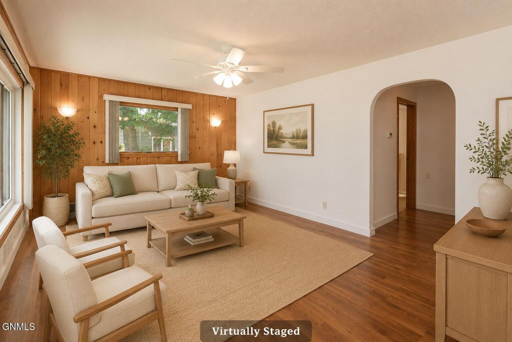 404 8th St N, New Salem, ND - View 5