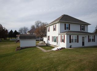 7155 Columbus St, New Vienna, IA 52065