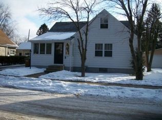 709 Pulaski Pl, Stevens Point, WI 54481