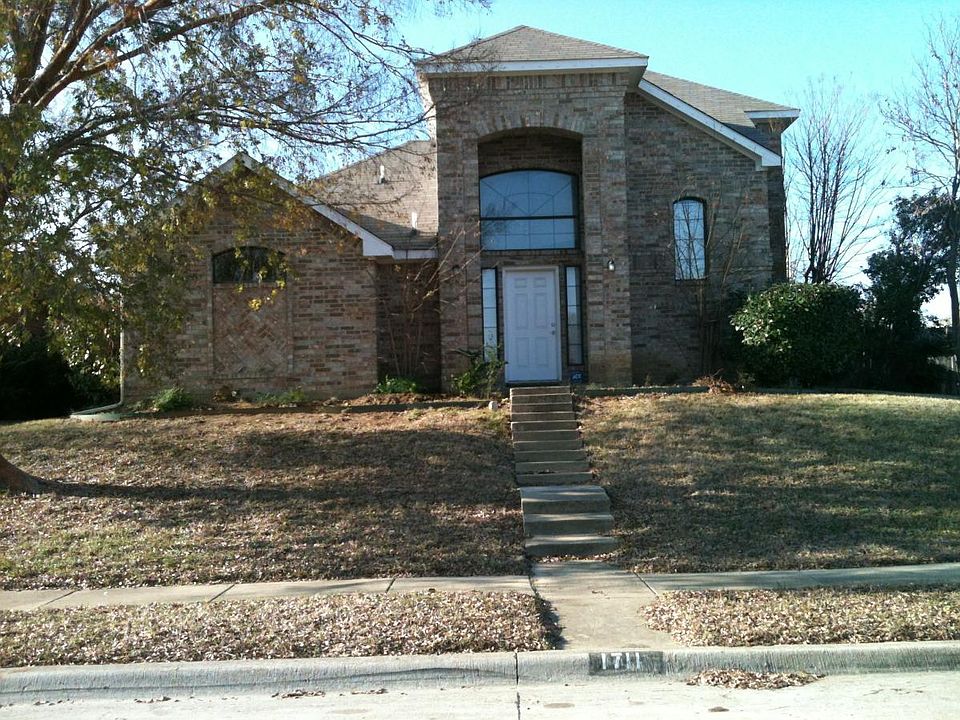 1st image of 1711 Brooksview Ln