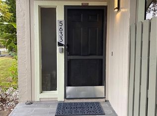 5633 Summer Side Ln #37A, Sarasota, FL 34231