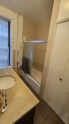 Bathroom, photo 2