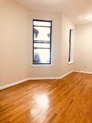 Rented by Warren T Real Estate Corp. | media 10