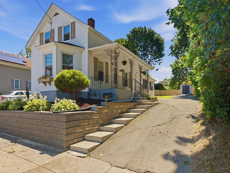 1st image of 225 Mount Pleasant St