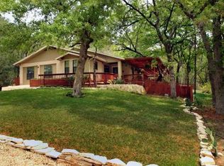 155 Manawianui Dr, Bastrop, TX 78602