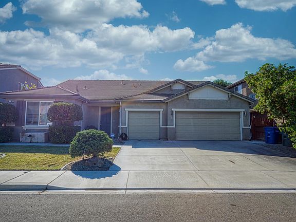 2nd image of 657 Mount Rushmore Dr