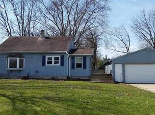 1302 Shaw St, South Beloit, IL 61080