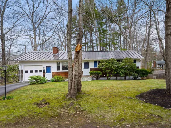11 Cleveland Drive, Portsmouth, NH 03801