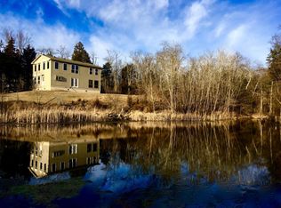 9836 Ginnys Ln, Williamsburg, MO 63388