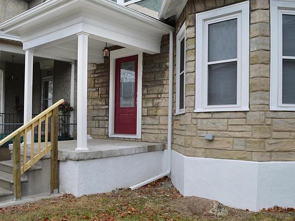 2nd image of 864 Wilson Ave
