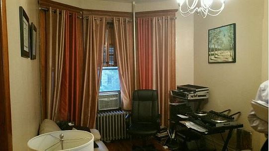 2nd image of 1308 Pacific St