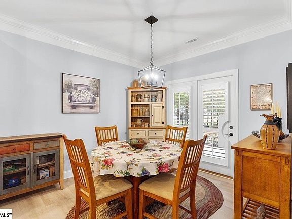 5th image of 66 Dendy St