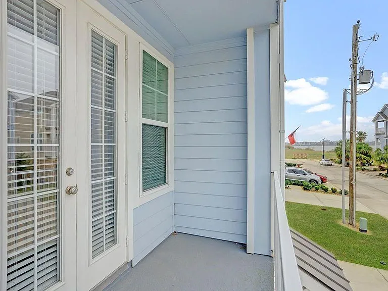 2714 Veranda Fls — Photo 28