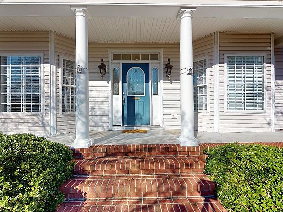 2nd image of 902 Madison Ann Drive