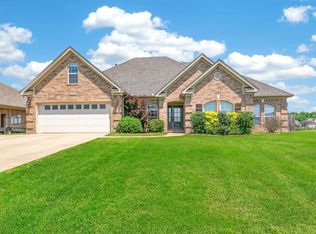 2415 Lakewood Cir, Cabot, AR 72023