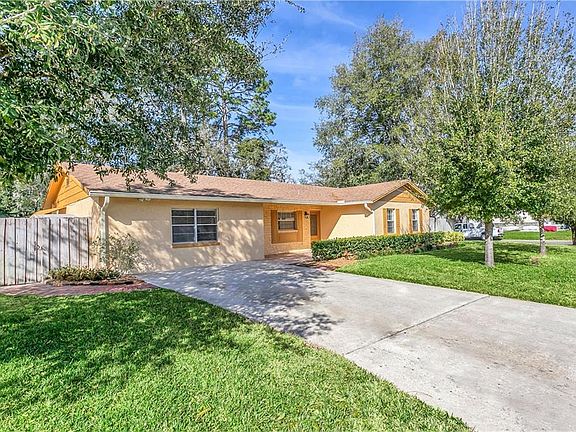 2nd image of 129 Tindale Cir