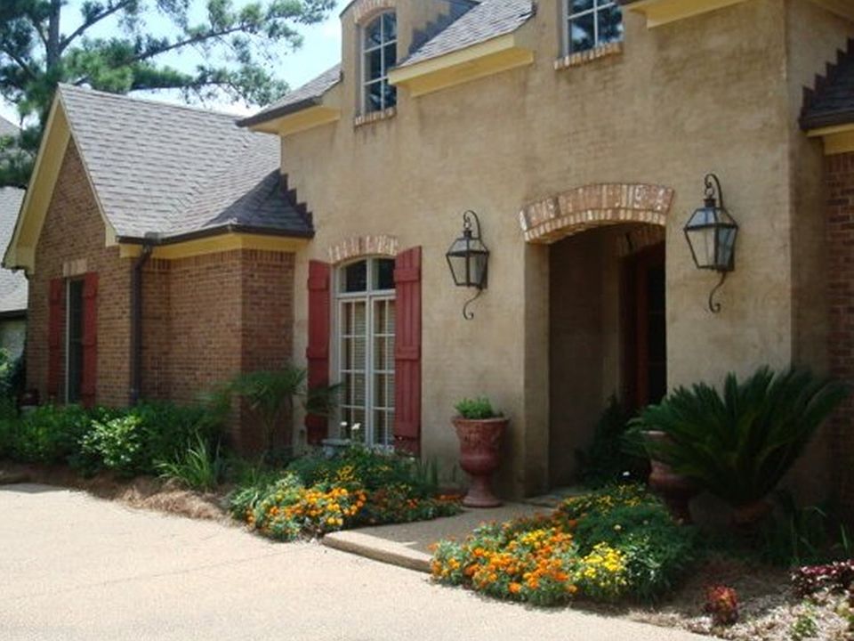 1st image of 173 Saint Ives Dr