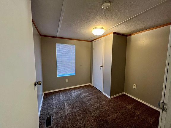 5th image of 1814 Southwood Dr