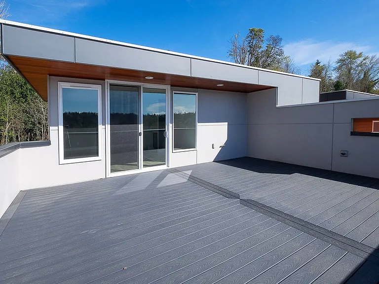 5028 Puget Blvd SW — Photo 37
