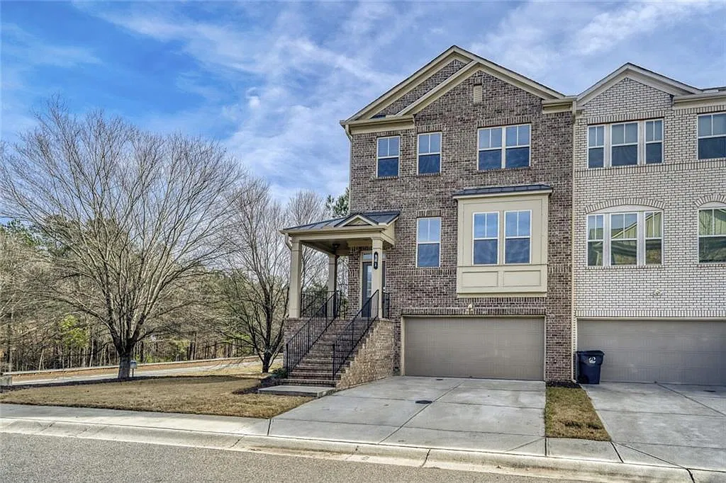 4 bed, 3.5 bath, 2171 sqft, $2,850 — Photo 4