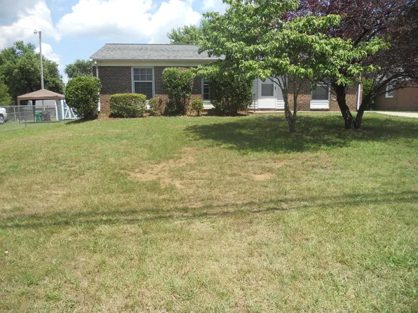 2509 Triangle Lake Rd, High Point, NC 27260