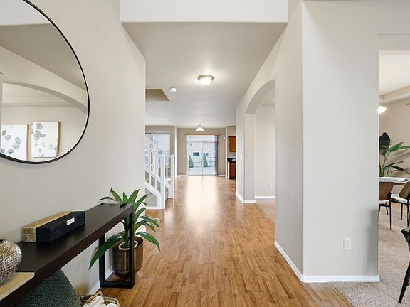 4th image of 5116 Lucena Dr
