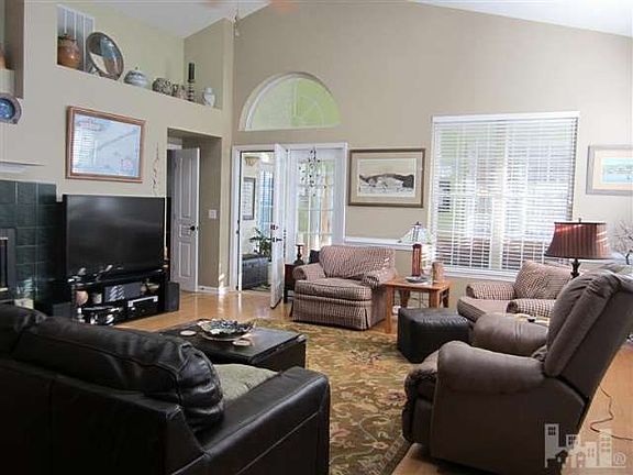 2nd image of 4904 Vintner Ct